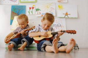 Bambini con la chitarra